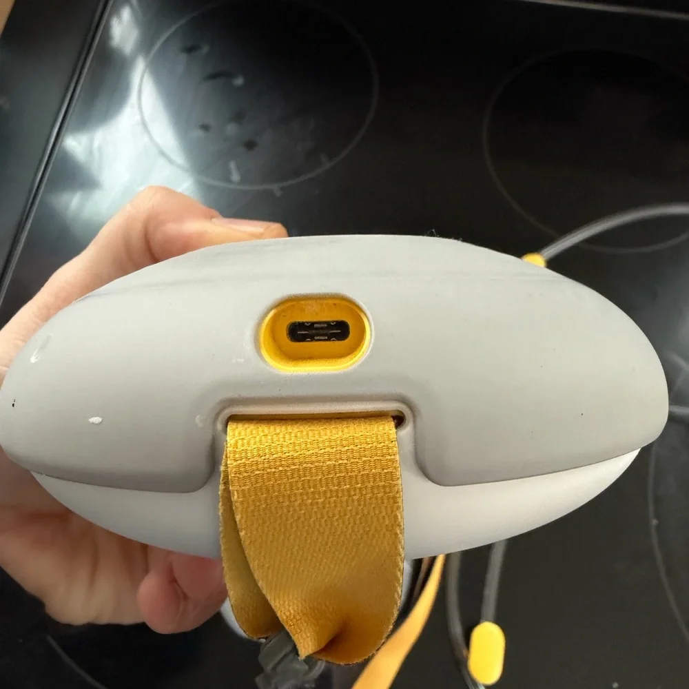 Medela lightweight comfortable